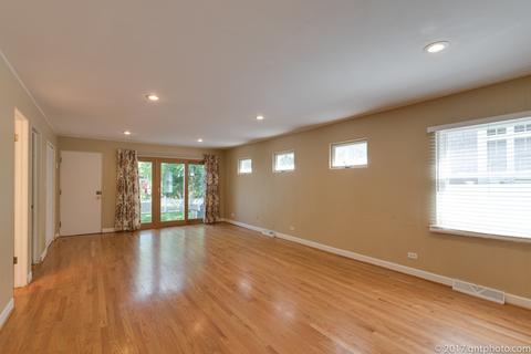 209 E Wilson St, Elmhurst, IL 60126 photo 13