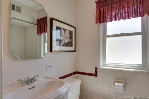 209 E Wilson St, Elmhurst, IL 60126 photo 20