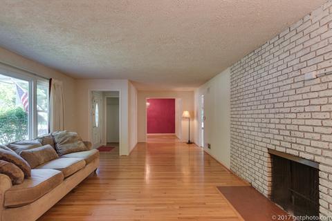 209 E Wilson St, Elmhurst, IL 60126 photo 7
