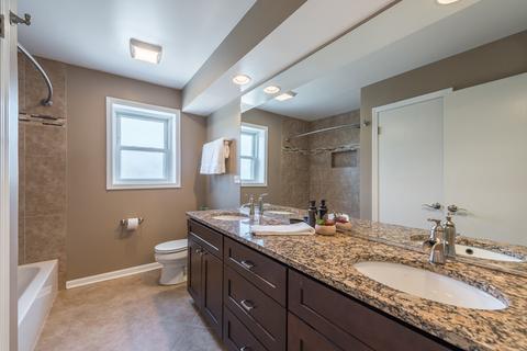 192 E Thompson Dr, Wheaton, IL 60189 photo 32