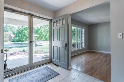 192 E Thompson Dr, Wheaton, IL 60189 photo 6