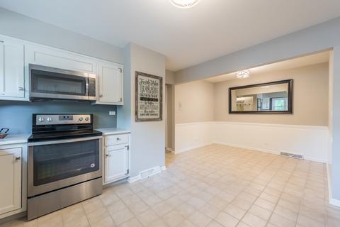 192 E Thompson Dr, Wheaton, IL 60189 photo 17