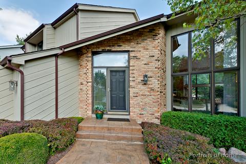 131 White Oak Dr, Wheaton, IL 60187 photo 2