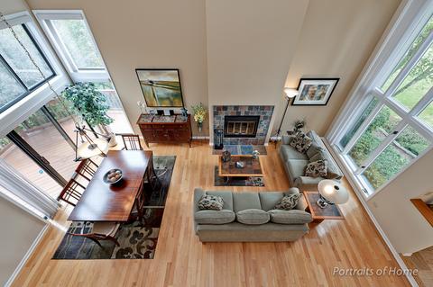 131 White Oak Dr, Wheaton, IL 60187 photo 9