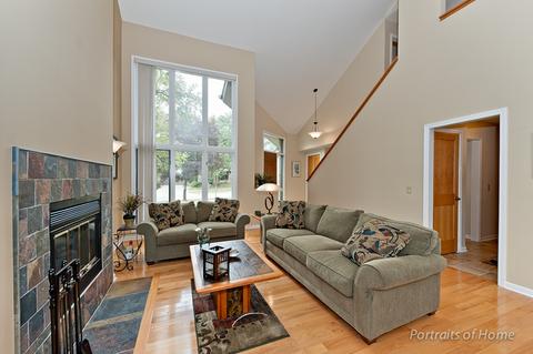 131 White Oak Dr, Wheaton, IL 60187 photo 12