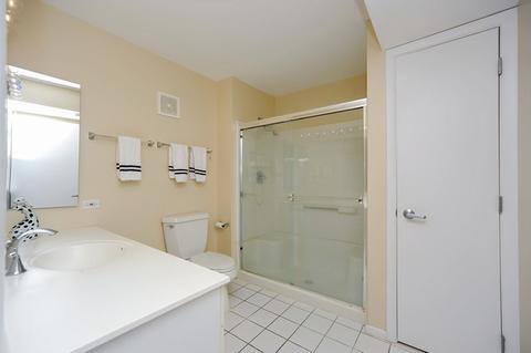 411 Kelburn Rd #226, Deerfield, IL 60015 photo 8