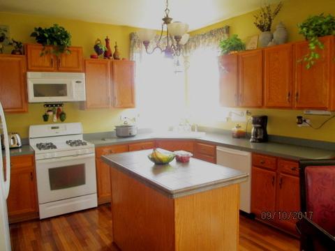 452 Willow Rd, Lakemoor, IL 60051 photo 11