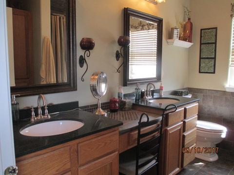 452 Willow Rd, Lakemoor, IL 60051 photo 14
