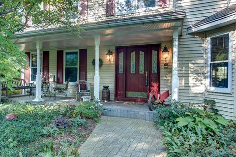 11844 S Gate Rd, Roscoe, IL 61073 photo 3