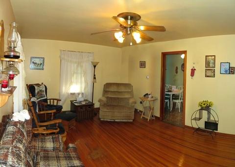 309 E 11th St, Sterling, IL 61081 photo 2