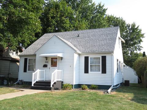 309 E 11th St, Sterling, IL 61081 photo 1