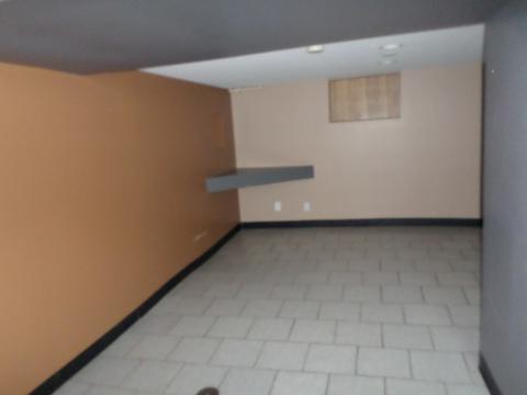 473 Jackson St, Aurora, IL 60505 photo 12