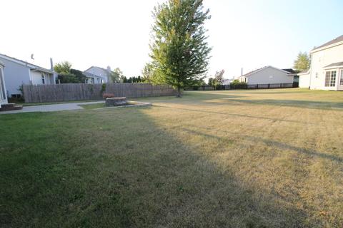605 Willow Bend Dr, Davis Junction, IL 61020 photo 4