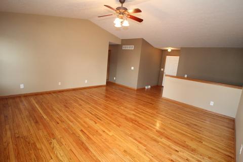 605 Willow Bend Dr, Davis Junction, IL 61020 photo 7