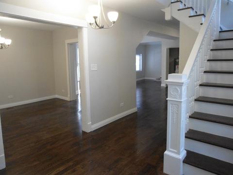910 N Pine Ave, Chicago, IL 60651 photo 7