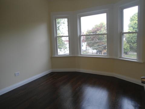 910 N Pine Ave, Chicago, IL 60651 photo 18