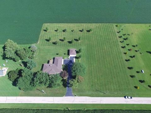 2810 Benson Rd, Morris, IL 60450 photo 2