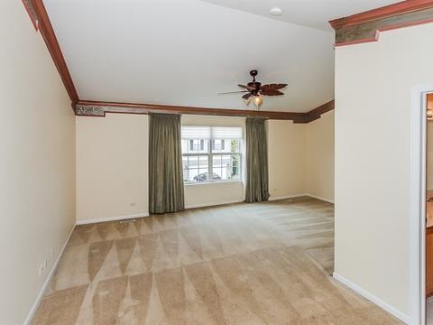 2468 Amber Ln, Elgin, IL 60123 photo 12