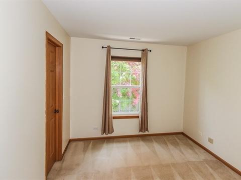 2468 Amber Ln, Elgin, IL 60123 photo 15