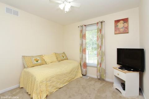 436 Hampton St, Cary, IL 60013 photo 12