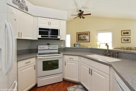 436 Hampton St, Cary, IL 60013 photo 6