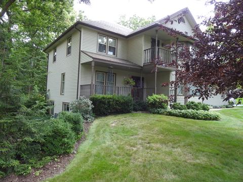 10189 William Trl, Roscoe, IL 61073 photo 2