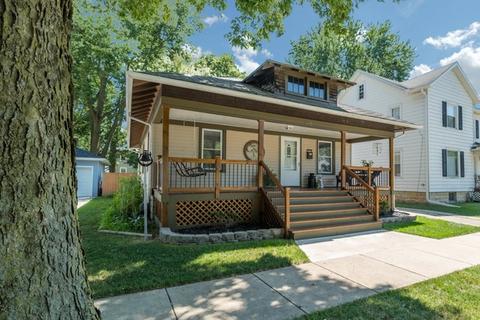 735 E Main St, Morris, IL 60450 photo 1