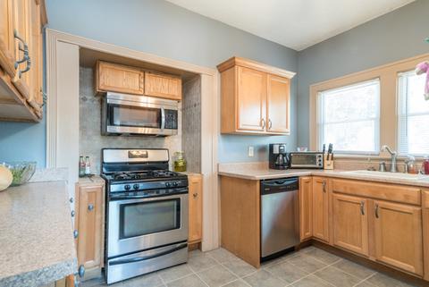 735 E Main St, Morris, IL 60450 photo 8