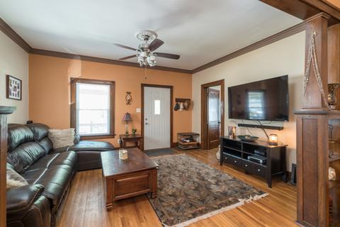 735 E Main St, Morris, IL 60450 photo 4