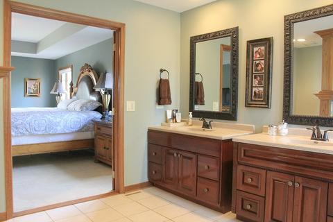 141 Brighton Dr, Wheaton, IL 60189 photo 28