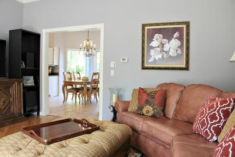 141 Brighton Dr, Wheaton, IL 60189 photo 17