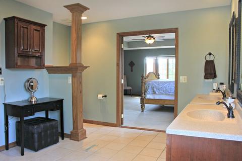 141 Brighton Dr, Wheaton, IL 60189 photo 27