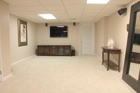 141 Brighton Dr, Wheaton, IL 60189 photo 35