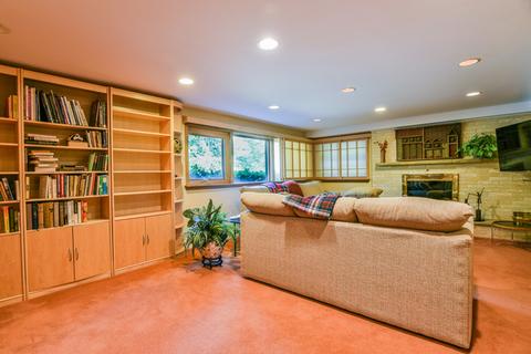 831 Edgewater Dr, Naperville, IL 60540 photo 24
