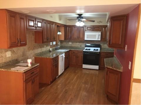 1908 Addleman St, Joliet, IL 60431 photo 2