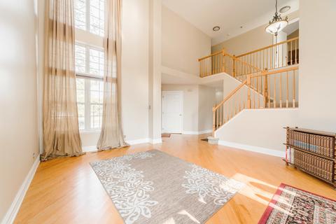 1331 Geneva Ln, Bartlett, IL 60103 photo 9