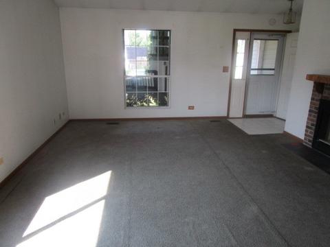 1306 Sebring Cir, Elgin, IL 60120 photo 7