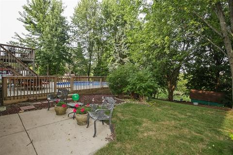 2790 Colonial Dr, Elgin, IL 60124 photo 19
