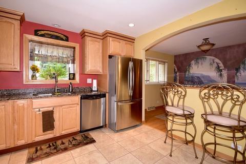 2820 Cherry St, Park Ridge, IL 60068 photo 8