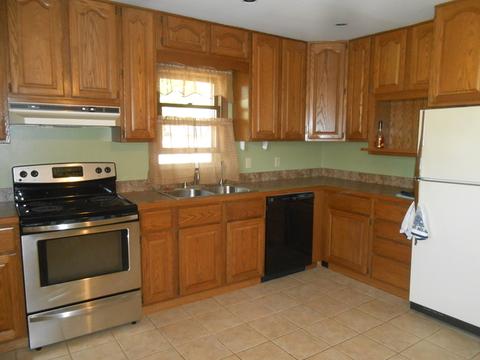 1690 E North St, Morris, IL 60450 photo 8