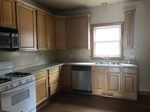 515 E Margaret St, Thornton, IL 60476 photo 2