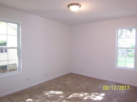 2802 Kashmiri Ave, Mchenry, IL 60050 photo 10