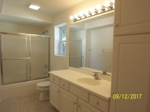 2802 Kashmiri Ave, Mchenry, IL 60050 photo 12