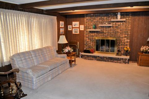 18439 Maple St, Lansing, IL 60438 photo 12