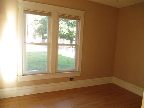 312 S Theodore Rd, Mcnabb, IL 61335 photo 8