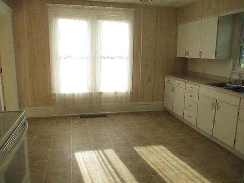 312 S Theodore Rd, Mcnabb, IL 61335 photo 7