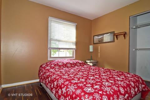 284 Jackson St, Bartlett, IL 60103 photo 9
