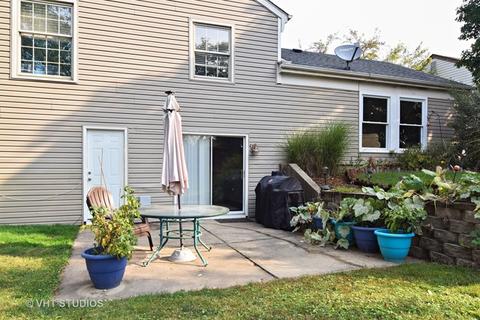 284 Jackson St, Bartlett, IL 60103 photo 13