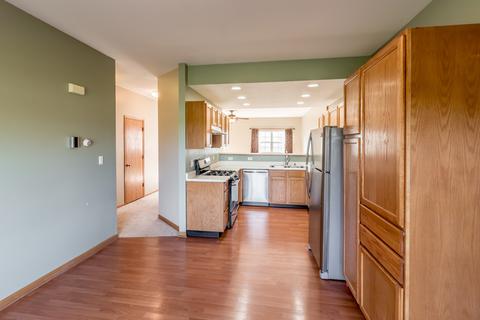679 E Willow St, Elburn, IL 60119 photo 8