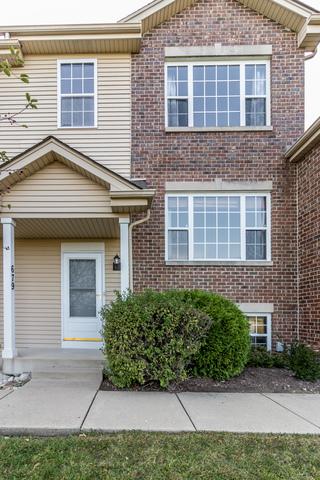 679 E Willow St, Elburn, IL 60119 photo 2